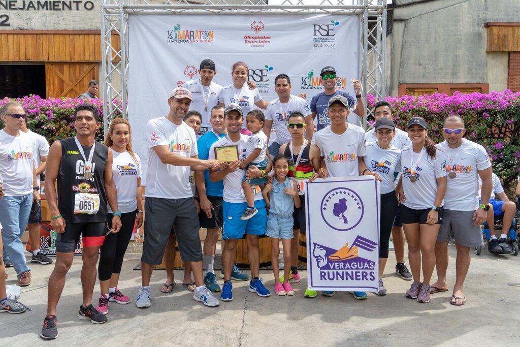 Veraguas runners